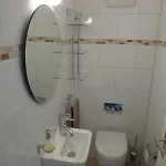 Cozy 2-bedroom In A Prime Location شقة فيلمز