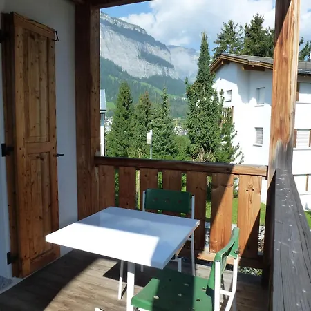 Cozy 2-bedroom In A Prime Location Apartman Flims